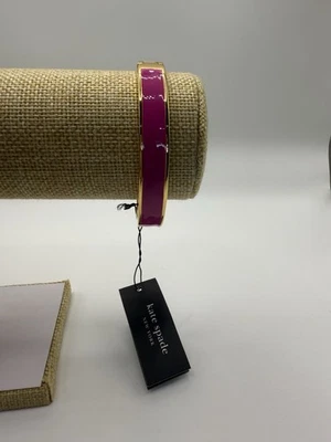 Brazalete Brazalete Kate Spade New York Tono Dorado Rosa Caliente Esmalte Corte Rosa Caliente Foto 1 de 4