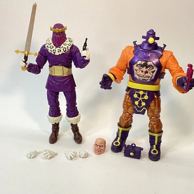 Figura del Barón Zemo y Arnim Zola de Marvel Legends paquete de 2 del Capitán América Foto 1 de 3