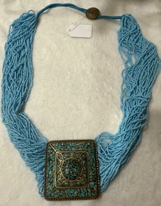 Collar de cuentas turquesa hecho a mano con colgante de mosaico y cierre de moneda vintage - Imagen 1 de 15