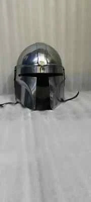 Acero negro nuevo. Casco mandaloriano de cuero con forro y correa para la barbilla Foto 1 de 4