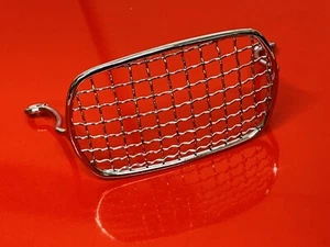 VESPA 50 SPECIAL CHROME HEAD LIGHT GRILL BY CUPPINI OF ITALY - Picture 1 of 5