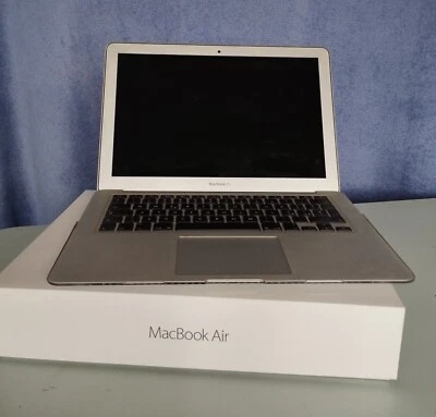 Apple 13" MacBook Air Early 2015, Intel i5 5th Gen, 256GB SSD 8GB RAM - A1466 - Image 1 of 2