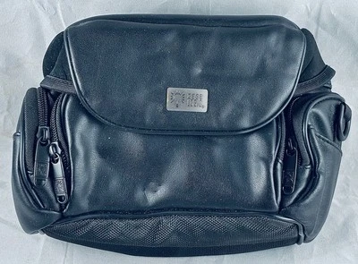 NEW CASE LOGIC PHOTO/VIDEO CAMERA BAG DC83 BLACK ADJ. SHOULDER STRAP - Image 1 of 4