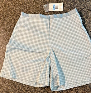 Nike Womens SIZE 8-10  LIGHT GREEN and white CHECKERED/ Stars GOLF SHORTS - NWT - Picture 1 of 13