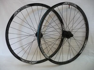 Halo Vapour 26" MTB wheels with Shimano hubs.  - Picture 1 of 5