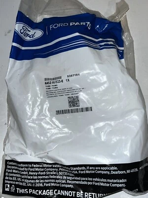 Línea de alimentación de riel de combustible Ford AA5Z-9J323-E Explorer Taurus MKT MKS 3.5 EcoBoost Foto 1 de 2