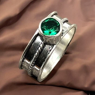 Anillo de plata de ley 925 con piedras preciosas verdes esmeralda creado en laboratorio todos los tamaños DP Foto 1 de 4