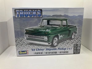 Revell 1965 Chevy Stepside Pickup 2 'n 1 Skill 2 NEW Trucks 1:25 Scale '65 - Picture 1 of 6