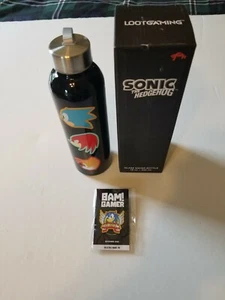 LOOT GAMING SONIC THE HEDGEHOG GLASS WATER BOTTLE PLUS BONUS BAM BOX ENAMEL PIN - Picture 1 of 7