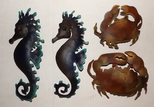 Lot of 4 Metal Marine Life Rustic Wall Decor 2 Seahorses and 2 Crabs - Picture 1 of 11