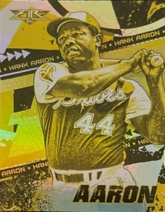 2022 Topps Fire #194 Hank Aaron Gold Minted - Picture 1 of 2