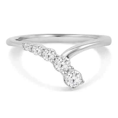 0.38 Ct Round Cut Lab Grown Diamond Women's Wedding Band Ring In 950 Platinum - Image 1 of 4