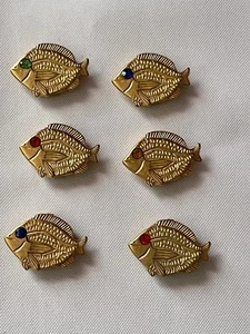 Six (6) Gold Tone Button Cover Fish w Rhinestone Eye - Picture 1 of 10