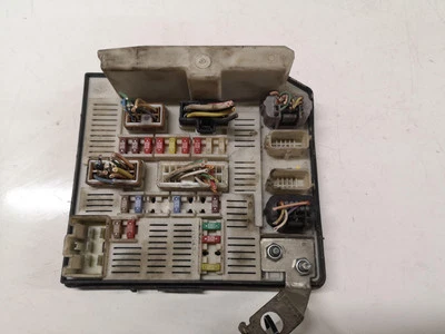 Scatola fusibili Renault Grand Scénic II JM0/1 8200481866 1.5 Diesel 28680910 - Immagine 1 di 3