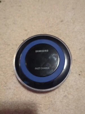Samsung Qi Wireless Fast Charger Charging Pad - Blue - Image 1 of 2