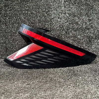 Luz trasera LED HYUNDAI TUCSON construida en Estados Unidos cuarto panel montado derecha 92402CW100 Foto 1 de 4