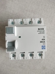 LEWDEN 40 AMP 30mA VIERPOLIG RCCB TYP A LEWDEN-40/30/4A - Bild 1 von 6