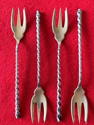 Set 4 Sterling Silver Gold Wash Dominick Haff Square Twist Cocktail Oyster Forks - Image 1 of 4
