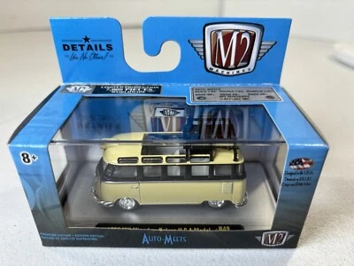M2 machines 1959 VW Microbus Deluxe USA Model Non Chase - Image 1 of 4