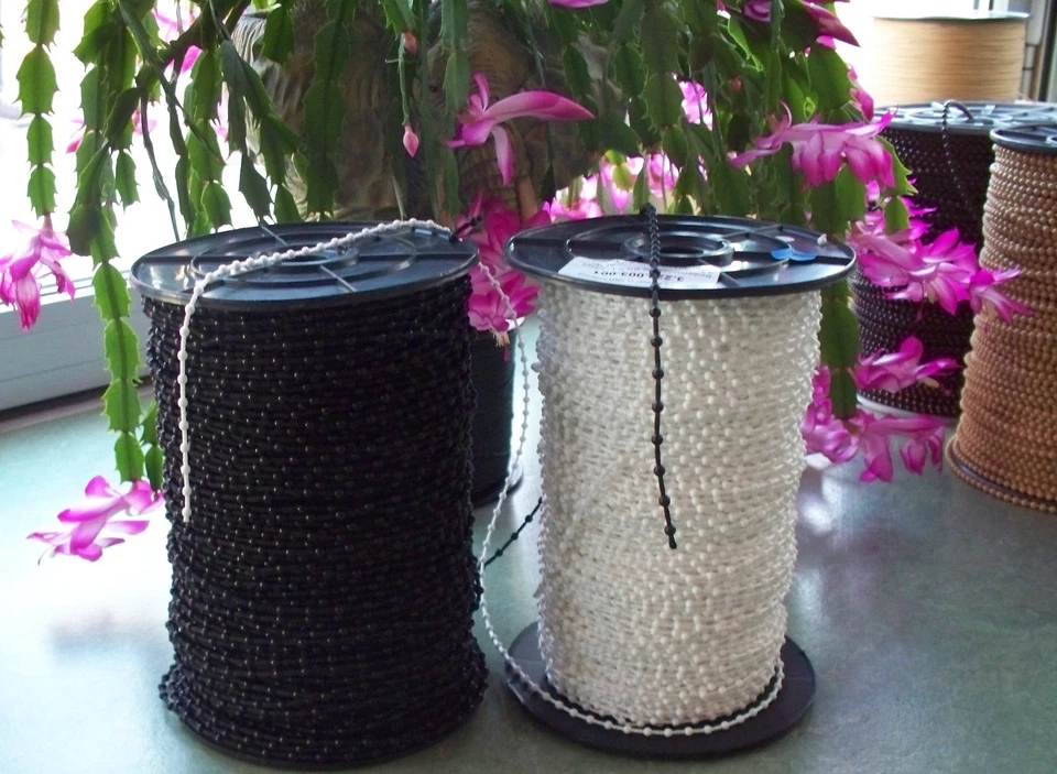 Kette 3,8x9,1mm Bedienkette für Jalousie Rollo Plissee weiß / schwarz jede Länge - Bild 1 von 1