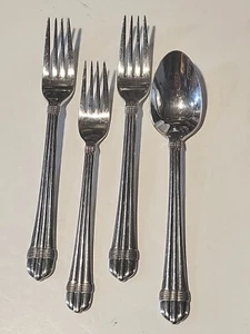 4 Stck. Hampton Silversmiths "ODYSSEY" - 2 Abendessen/1 Salatgabel & 1 Suppenlöffel - Bild 1 von 4