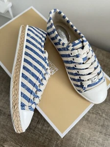 NIB Michael Kors Kristy Lace Up Sneakers Nat/Blue Stripe Canvas Size 7M/37M - Picture 1 of 8