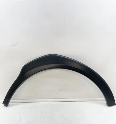 Guardabarros delantero derecho Subaru Crosstrek arco de rueda moldura acampanada OEM 2018-21 Foto 1 de 4