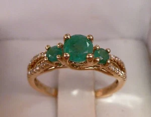 NEW Natural Emerald & Diamond Three-Stone Anniversary Ring Band - 10k Gold- Sz 6 - Picture 1 of 11