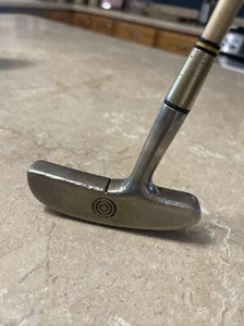 VINTAGE NORTHWESTERN GOLF CO. MODEL 600 24K GOLD PLATED 35-1/2" PUTTER - Picture 1 of 7