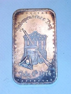 Barra de plata .999 Madison Mint de 1 oz Día de la Independencia 4 de julio de 1974 pátina-ed - Imagen 1 de 2