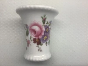 Royal Crown Derby, small vase, "Derby Poses". - Picture 1 of 4