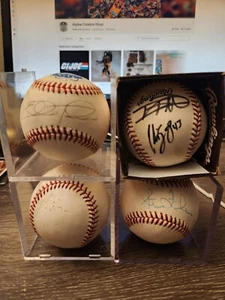 Houston Astros Signed Baseballs and more LOT! Wagner Finley Taubensee SI TH - Picture 1 of 12