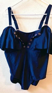 Raisins LB8LA11W Black Curve One Piece Swimsuit Size 6 $133 #27 - Picture 1 of 5