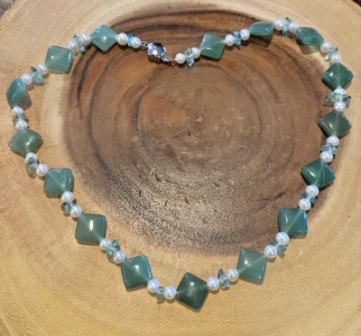 Vintage Jade Bead and Pearl Choker Necklace 14k/20 White GP Clasp - Image 1 of 4