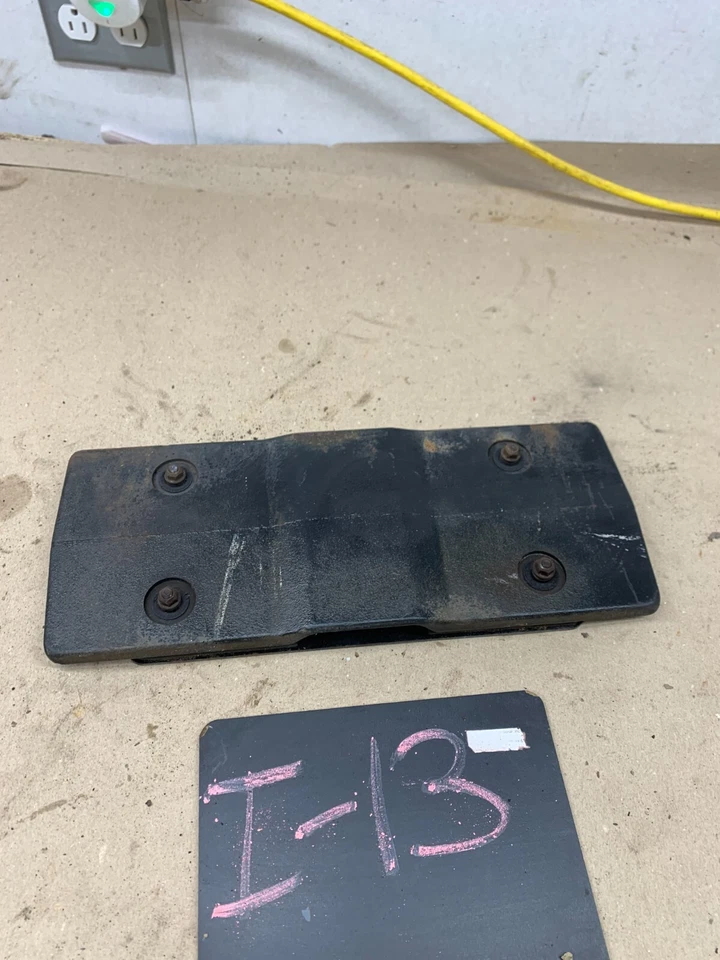 1980 93 94 96 1997 F150 F250 F350 OEM CABINA AMORTIGUADOR DE VIBRACIONES PESO F0TA-10110A06 Foto 1 de 4