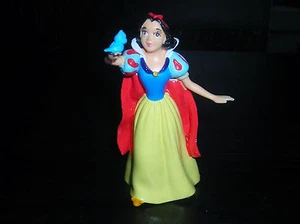 DISNEY PRINCESSES SNOW WHITE 3" TOY FIGURE CAKE TOPPER - Picture 1 of 1