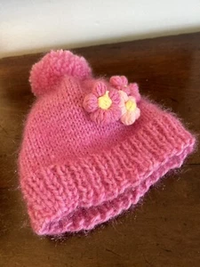 Girls Beanie Knit In Pink Fuzzy Yarn - Picture 1 of 3