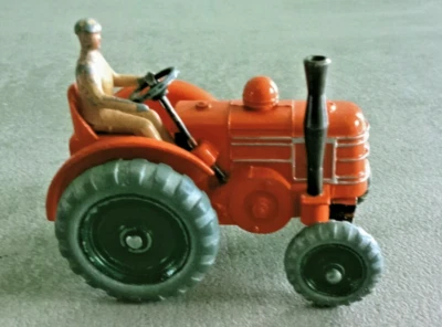Dinky toys 1:43 - Trattore Marschall - Immagine 1 di 4