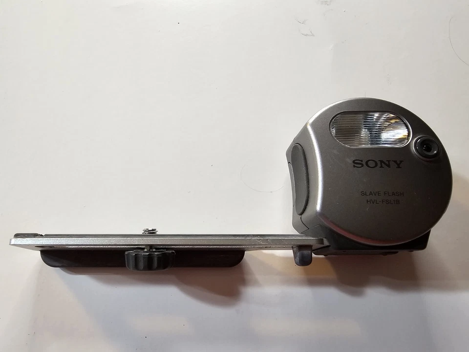 Sony Cyber-Shot HVL-FSL1 Slave Flash HVL-FSL1A  - Image 1 of 4
