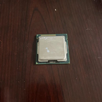 Procesador Intel Core i5-2400S de cuatro núcleos de 2,5 GHz Foto 1 de 3