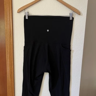 Black Maternity High-Waisted Leggings with Pockets Size M - Image 1 of 3