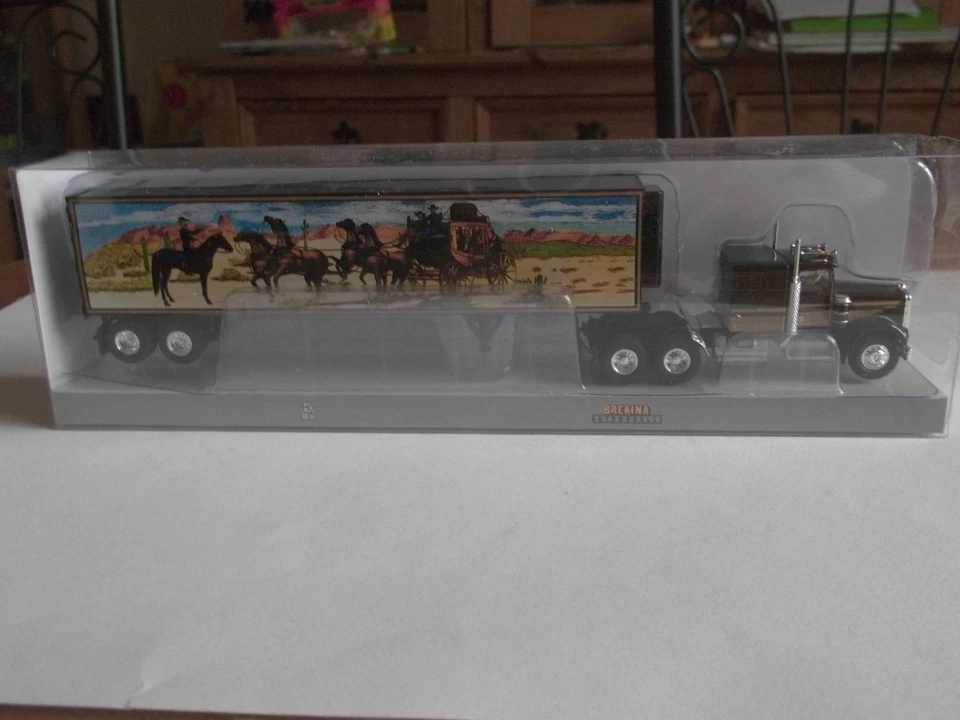 Brekina 86255 - Smokey & The Bandit Snowman's Truck - Kenworth W900 - 1/87 Scale - Image 1 of 4