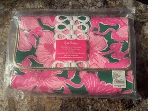Lilly Pulitzer Kelly Green HIBIS KISS ENVELOPE POUCH CLUTCH Purse Bag GWP NWT - Picture 1 of 5