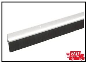 1-3/4 pulg. X 36 in. Barrido de puerta de plástico blanco y cepillo - Imagen 1 de 3