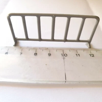 VALLAS PROTECCIÓN SEPARADORAS 1/43 NUEVAS EN PLÁSTICO Y POR UNIDADES - Imagen 1 de 2