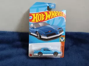 2023 Hot Wheels Muscle Mania 8/10 84 Pontiac Firebird Blue - Picture 1 of 1