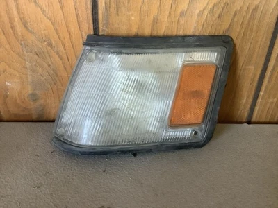 Toyota Corolla 1987 18-1321 luz de señal de esquina ((R1-147)) Foto 1 de 4