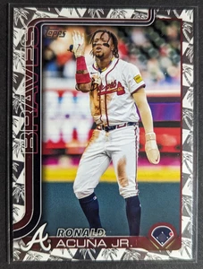 2025 Topps Series 1 - *Ronald Acuna Jr* Palm Tree Foil #207 Atlanta Braves - Picture 1 of 7