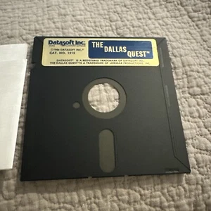 Datasoft The Dallas Quest Video Game ~Atari 400/800/XL 8-Bit Floppy - Picture 1 of 3