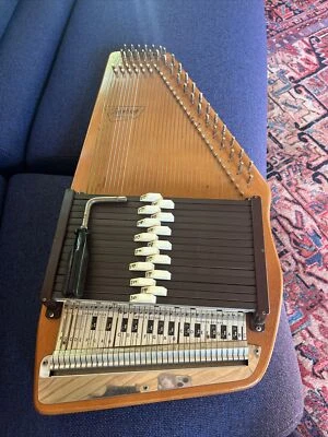 Vtg oscar schmidt Wood autoharp 36 string 15 chord W/ Tuning Tool Wrench - Image 1 of 4